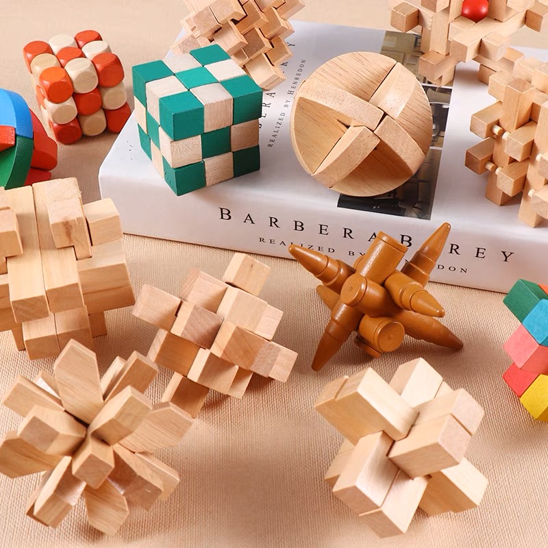 Ponadczasowy urok drewnianych zestawów puzzli